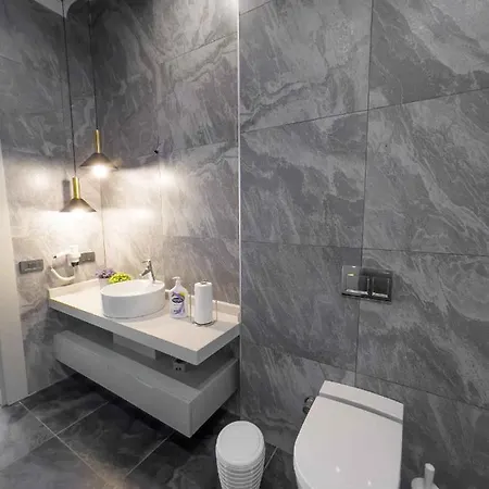 Villa Exclusive 5 Star Villa with Private Infinity Pool&Jacuzzi, White Wings Villa 1003