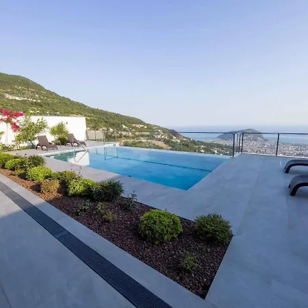 Exclusive 5 Star Villa with Private Infinity Pool&Jacuzzi, White Wings Villa 1003 Alanya
