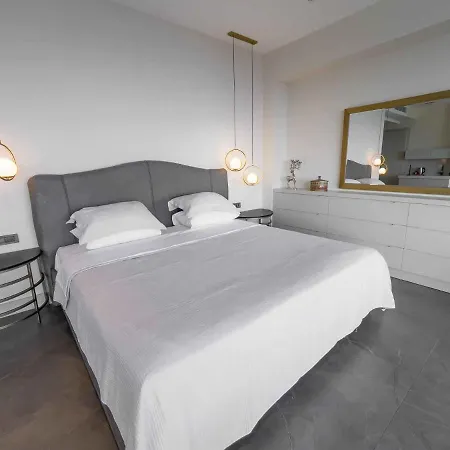 Exclusive 5 Star Villa with Private Infinity Pool&Jacuzzi, White Wings Villa 1003 Villa