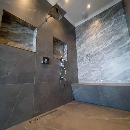 Exclusive 5 Star Villa with Private Infinity Pool&Jacuzzi, White Wings Villa 1003 * Alanya
