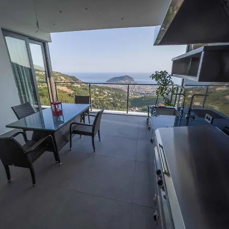 Villa Exclusive 5 Star Villa with Private Infinity Pool&Jacuzzi, White Wings Villa 1003 *