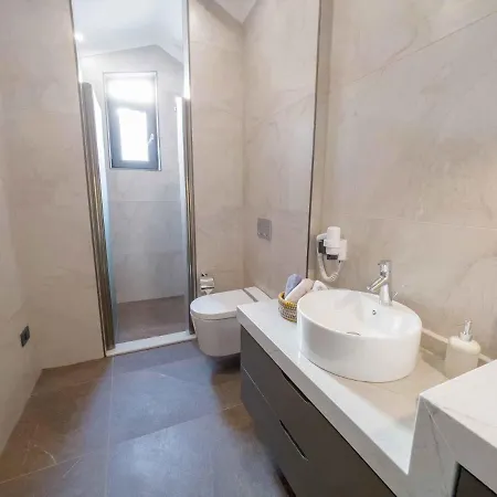 Exclusive 5 Star Villa with Private Infinity Pool&Jacuzzi, White Wings Villa 1003 Villa Alanya