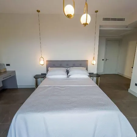 Exclusive 5 Star Villa with Private Infinity Pool&Jacuzzi, White Wings Villa 1003