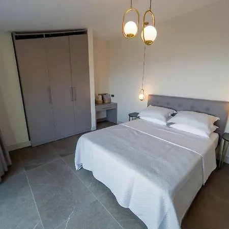 Exclusive 5 Star Villa with Private Infinity Pool&Jacuzzi, White Wings Villa 1003 * Alanya