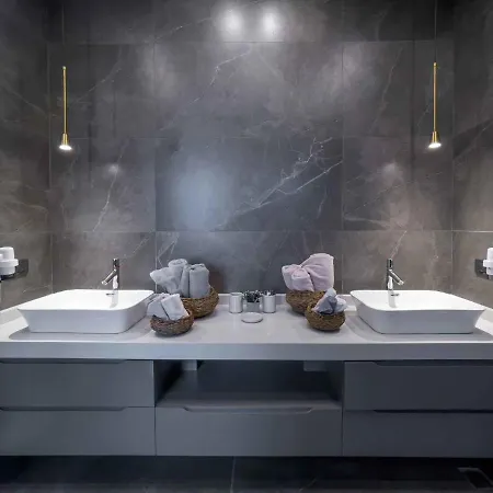 Villa Exclusive 5 Star Villa with Private Infinity Pool&Jacuzzi, White Wings Villa 1003 Alanya