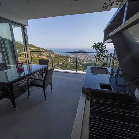 Exclusive 5 Star Villa with Private Infinity Pool&Jacuzzi, White Wings Villa 1003 Villa